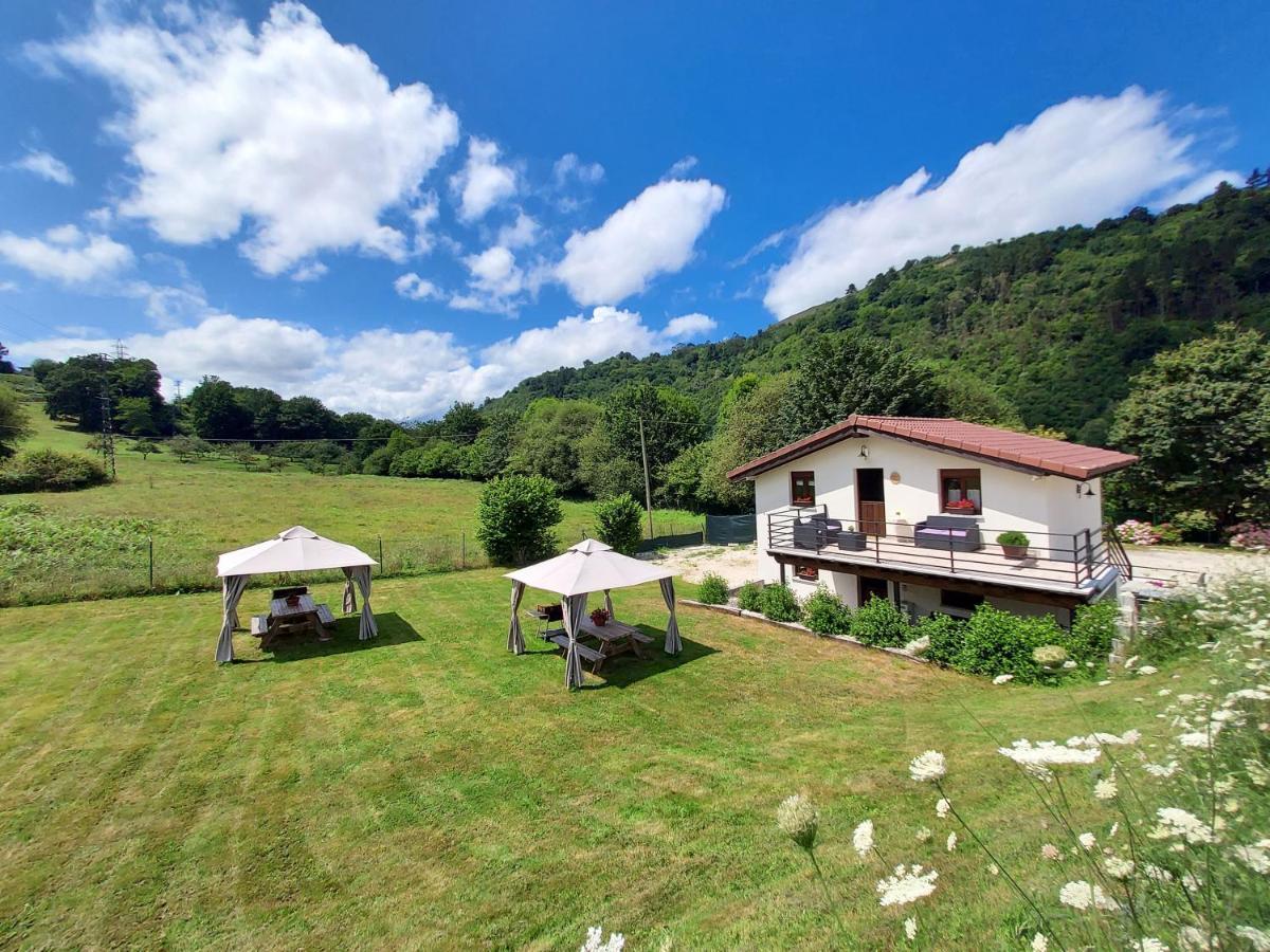 Apartamento La Teyera II Onís Εξωτερικό φωτογραφία